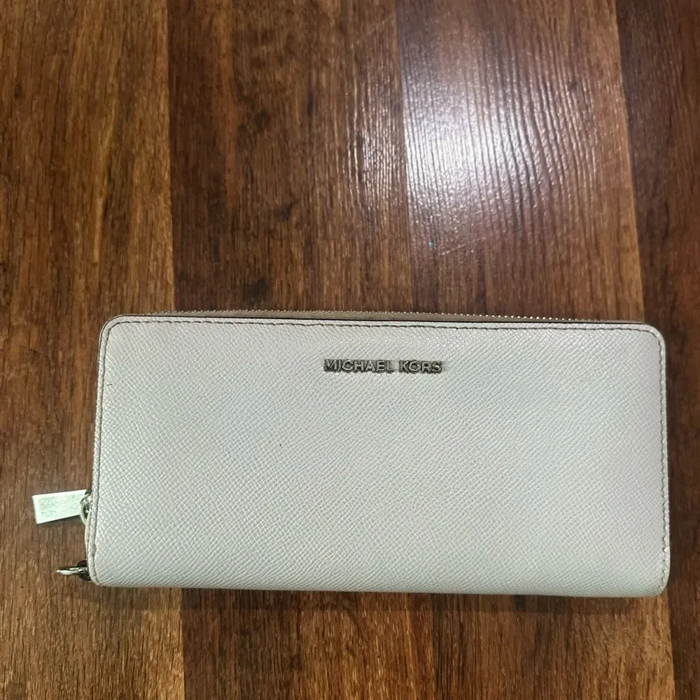 Michael Kors chic michael